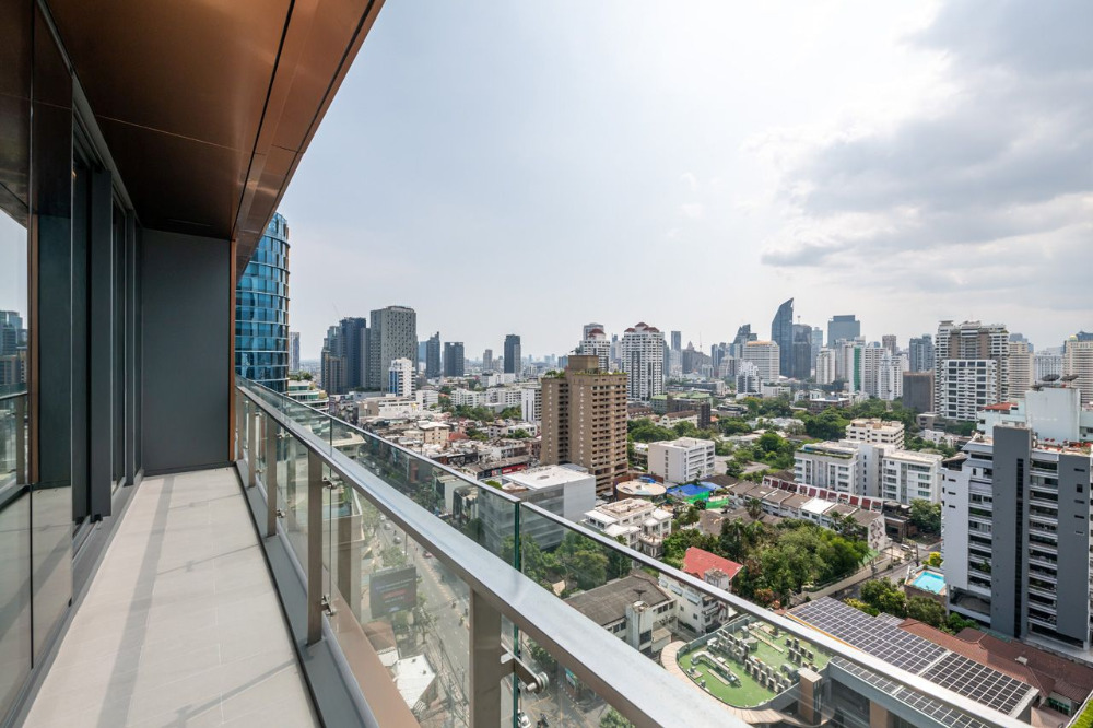 Khun by Yoo: 2bed 2bath 82.19sqm. Rent 140,000/mth Sell 34,900,000 Am: 0656199198