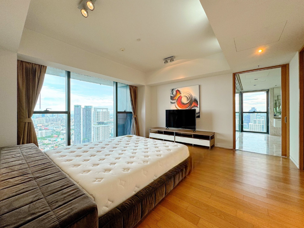 The Met Sathorn 4bed 5bath+maid Duplex 370sqm 280,000/mth Am: 0656199198