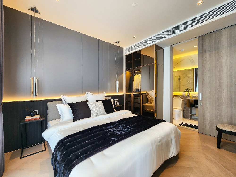 The Reserve Sathorn Duplex 2 bed: 2bed 2bath 126sqm 2X Floor 39,900,000 Am: 0656199198