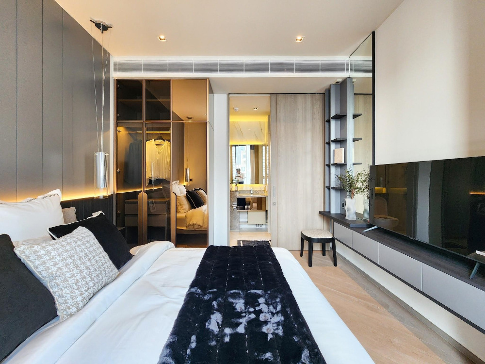 The Reserve Sathorn Duplex 2 bed: 2bed 2bath 126sqm 2X Floor 39,900,000 Am: 0656199198