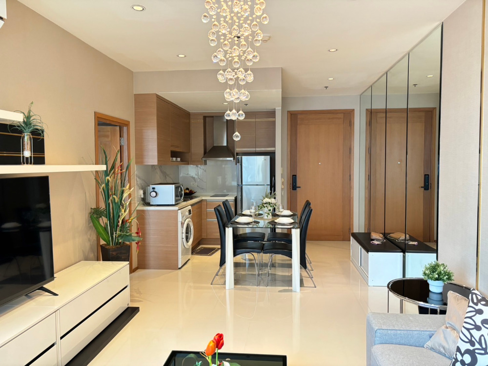 The Emporio Place: 1bed 1bath 48sqm 8,900,000 Am: 0656199198