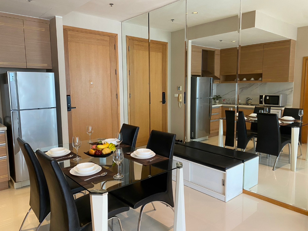 The Emporio Place: 1bed 1bath 48sqm 8,900,000 Am: 0656199198