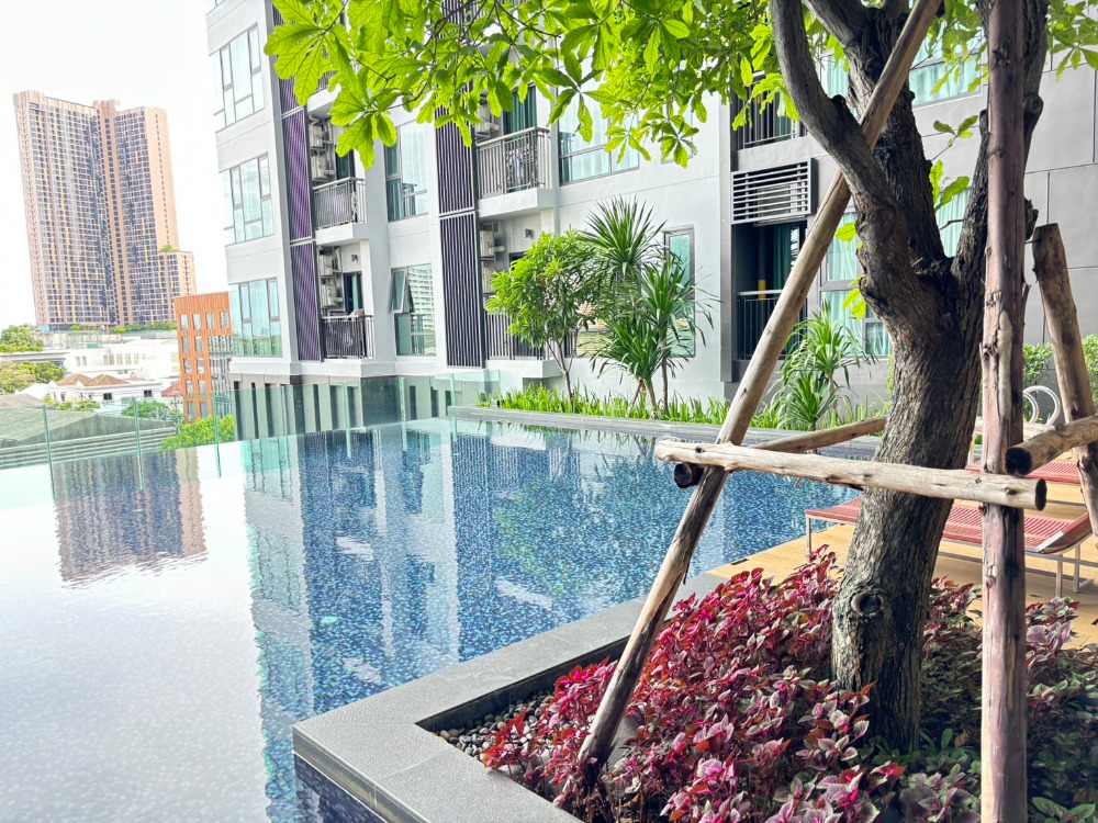 Rhythm Sukhumvit 36-38: 1bed 1bath 50sqm. 8,500,000 Am: 0656199198