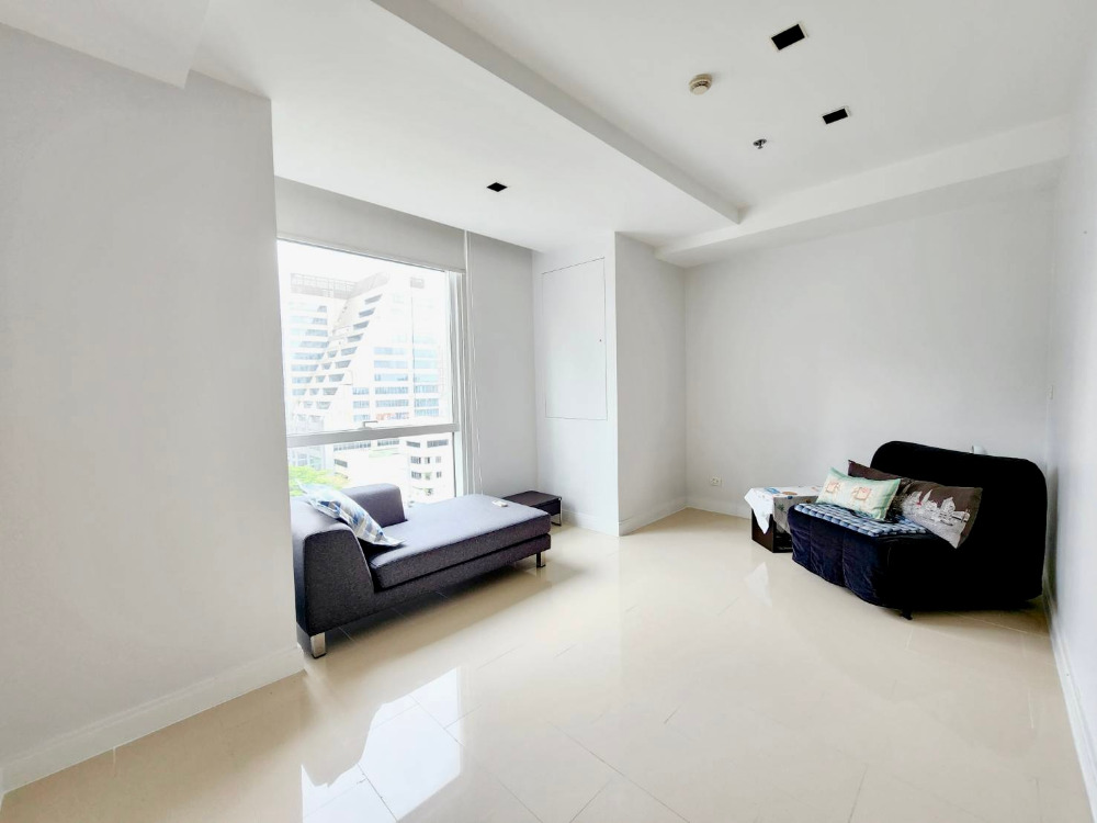 Athenee Residence 3+1 bed: 3+1bed 3bath 223sqm. 61,000,000 Am: 0656199198