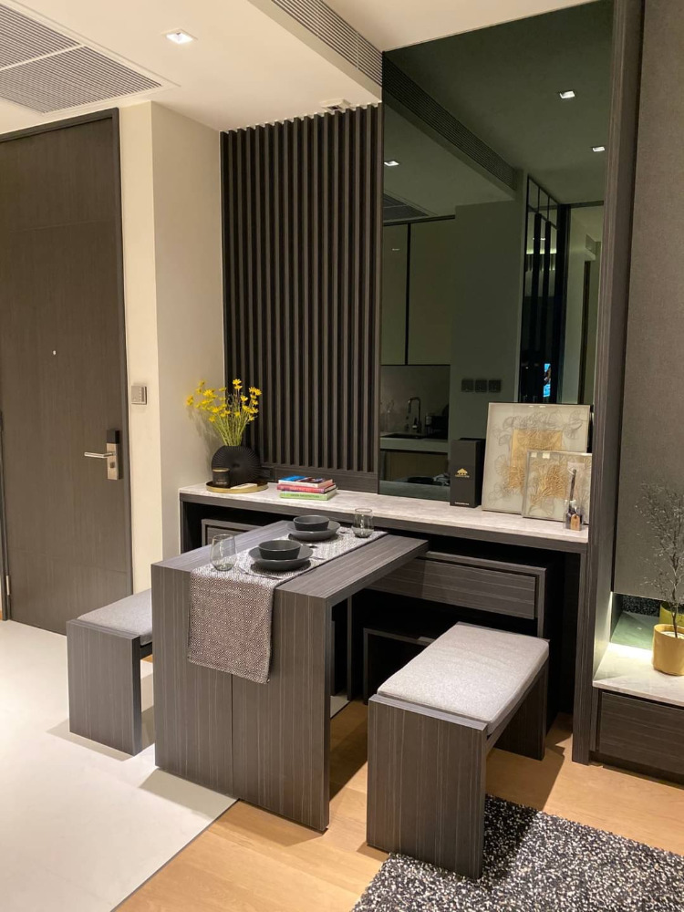 Beatniq Sukhumvit 32: 1bed 1bath 43.42sqm. 12,700,000 Am: 0656199198