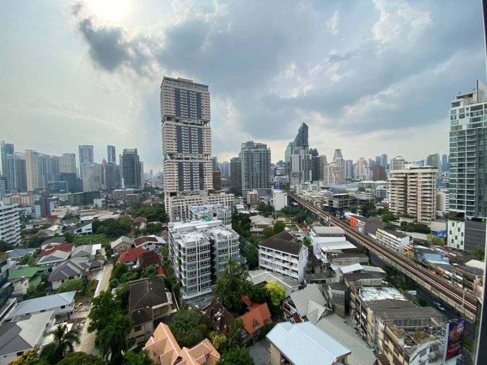 Beatniq Sukhumvit 32: 1bed 1bath 43.42sqm. 12,700,000 Am: 0656199198