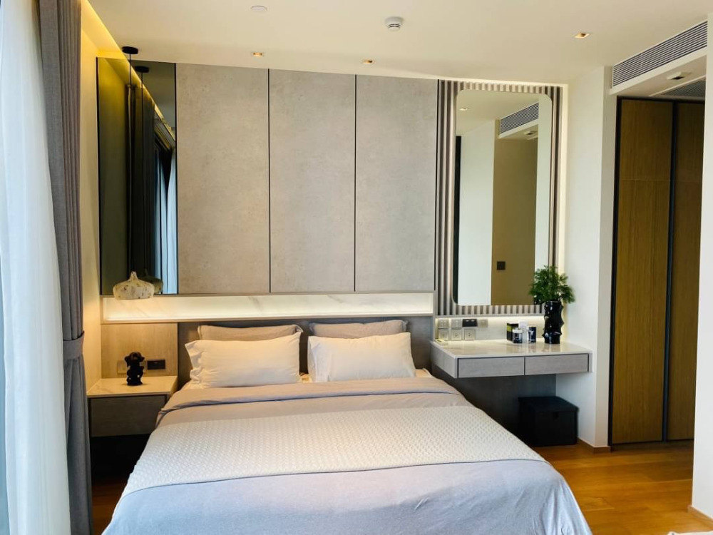 Beatniq Sukhumvit 32: 1bed 1bath  43.42 sqm.  13,500,000 Am: 0656199198