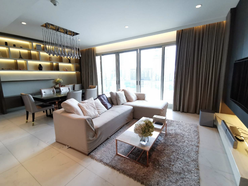 185 Rajadamri: 3bed 3bath 161.2sqm 150,000/mth Am: 0656199198