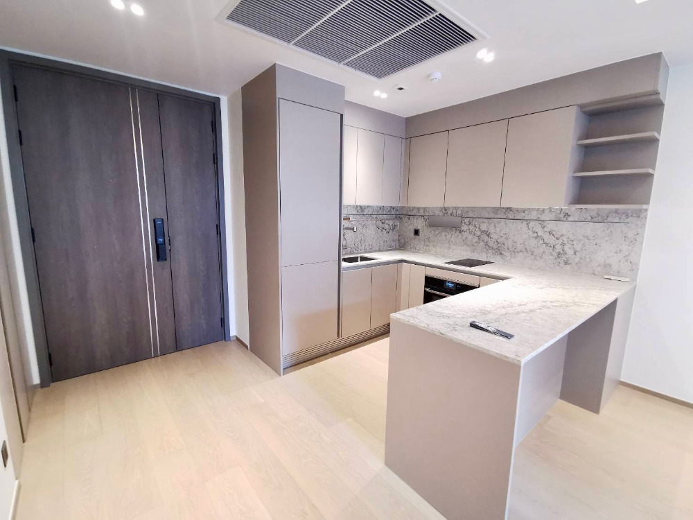 Tonson One Residence: 1bed 1bath 57sqm. 21,800,000 Am: 0656199198