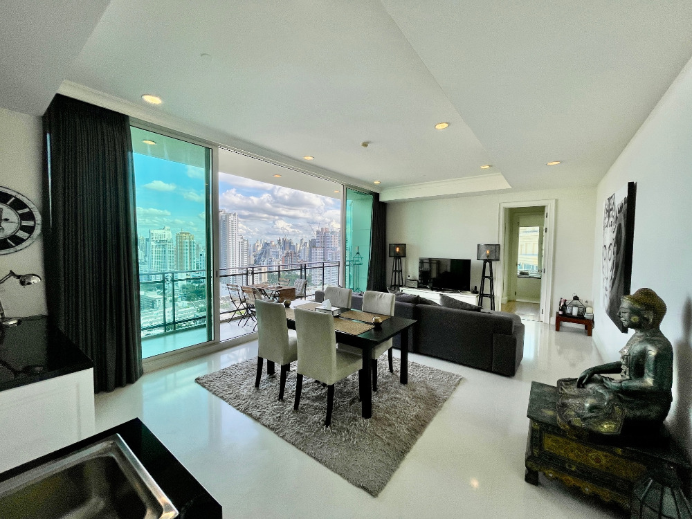 Royce Private Residence Sukhumvit 31: 2bed 2bath 2X Fl 112sqm. 22,700,000 Am: 0656199198