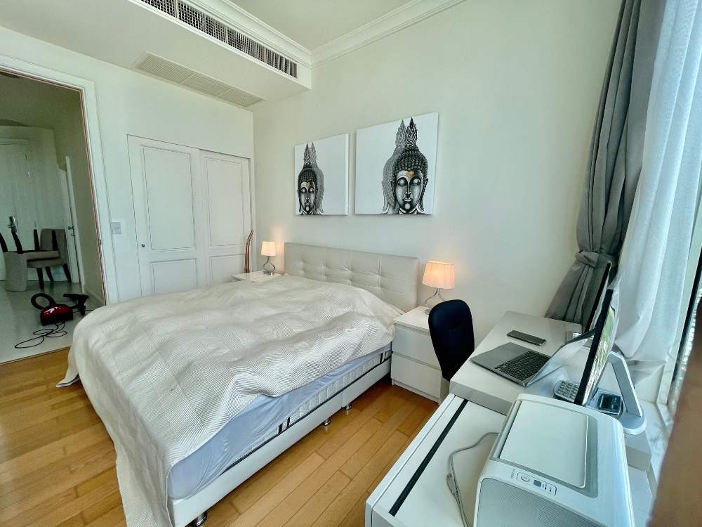 Royce Private Residence Sukhumvit 31: 2bed 2bath 2X Fl 112sqm. 22,700,000 Am: 0656199198