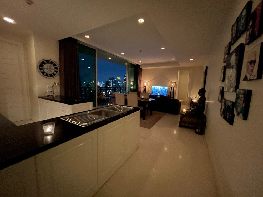 Royce Private Residence Sukhumvit 31: 2bed 2bath 2X Fl 112sqm. 22,700,000 Am: 0656199198