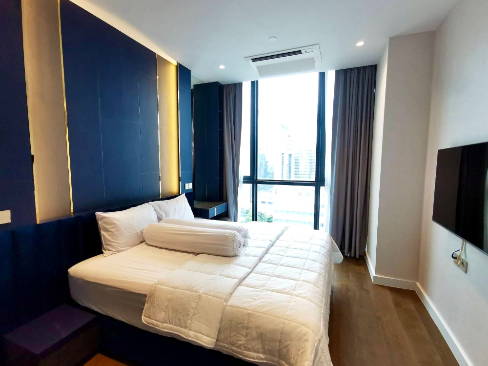 Supalai Icon Sathorn:  2bed 2bath 71.2 sqm. 75,000/mth. Am: 0656199198