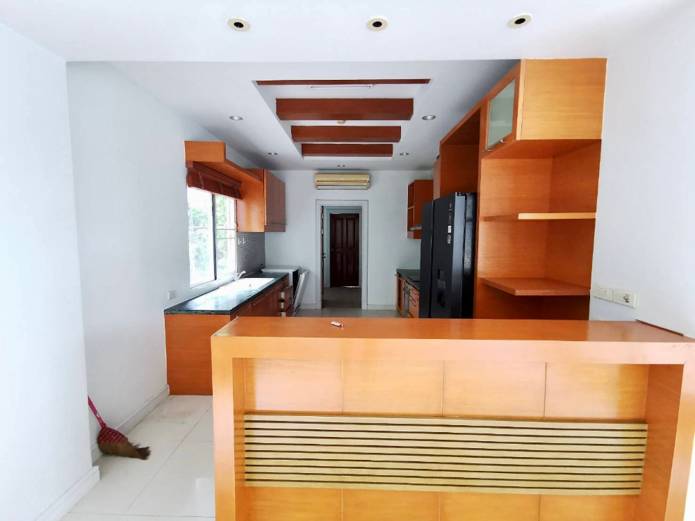 House for rent Thonglor: