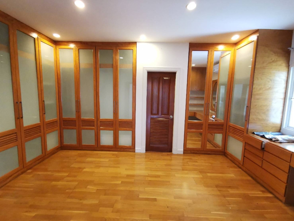 House for rent Thonglor: