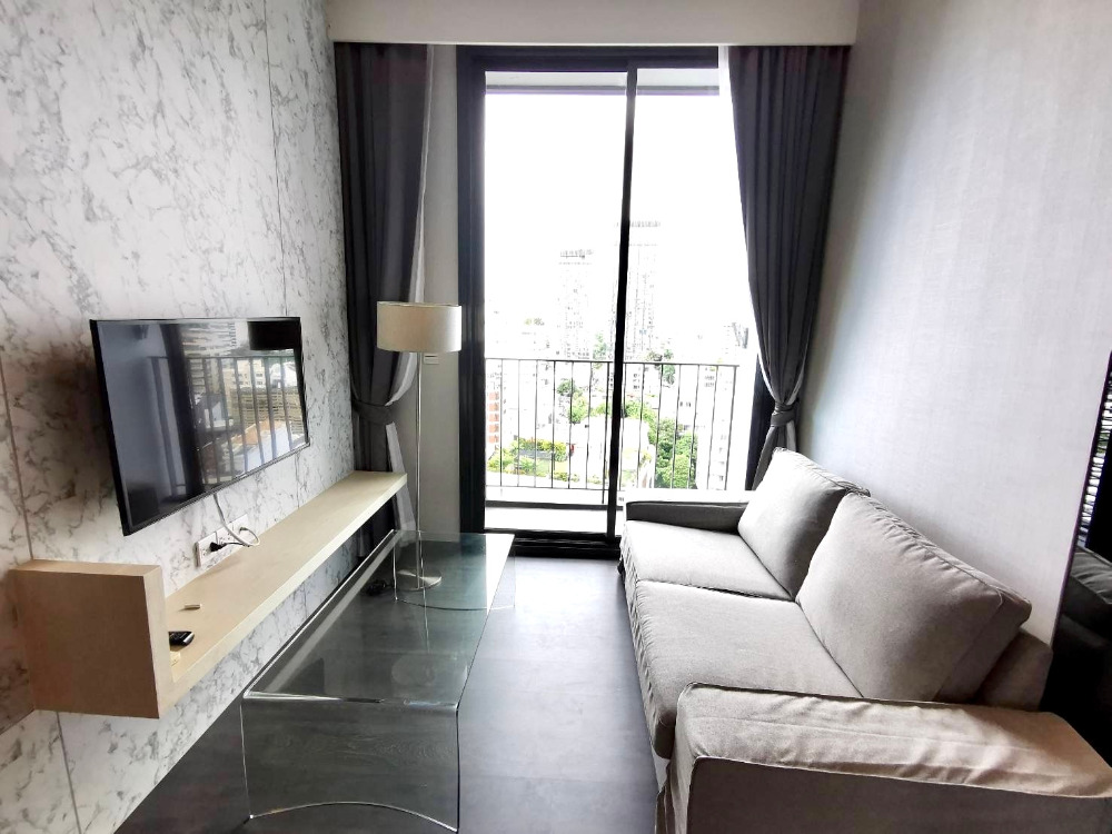 (owner post) Edge Sukhumvit 23 rent: 1bed 1bath 33.48sqm. 10 Fl. 25,000/mth. Am: 0656199198