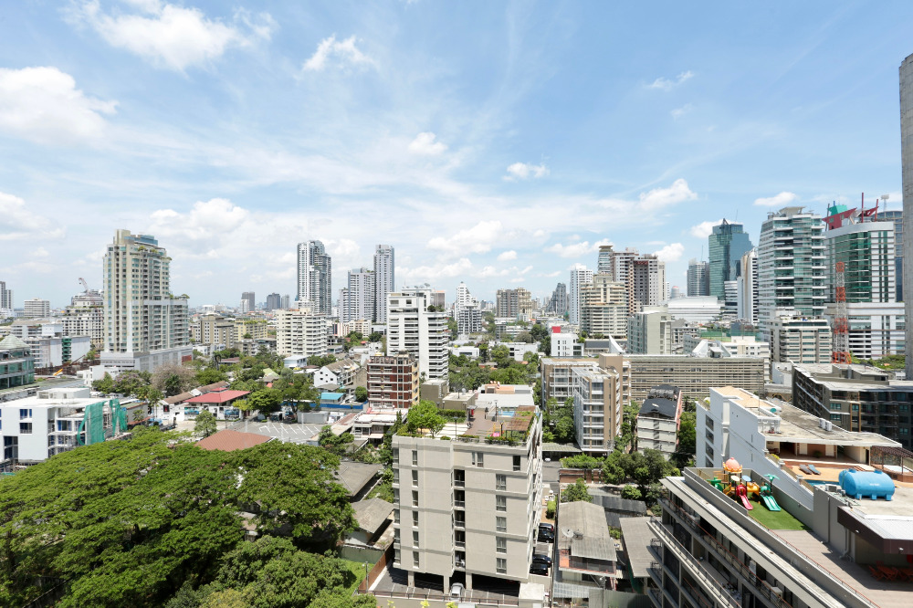 (owner post) Edge Sukhumvit 23 rent: 1bed 1bath 33.48sqm. 10 Fl. 25,000/mth. Am: 0656199198