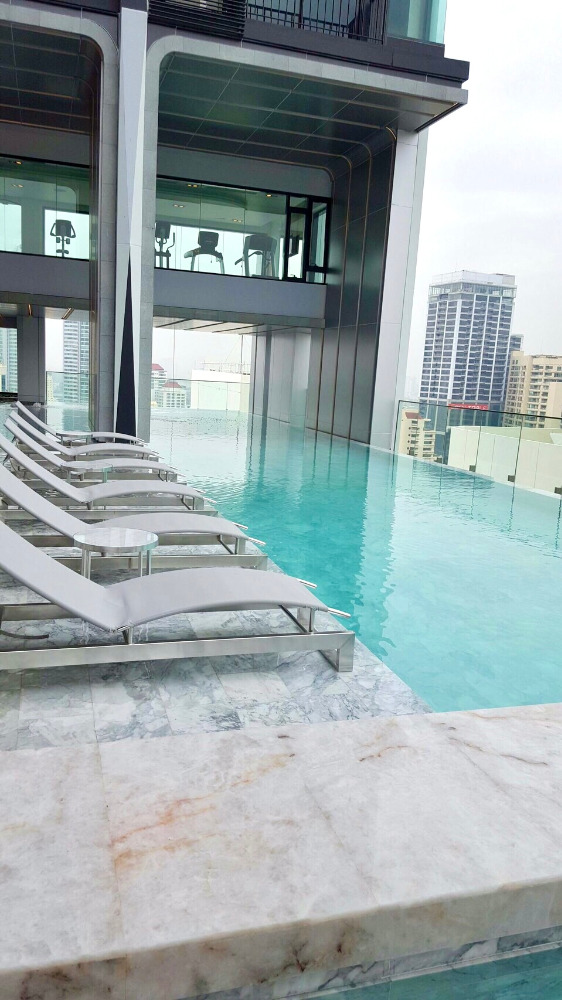 (owner post) Edge Sukhumvit 23 rent: 1bed 1bath 33.48sqm. 10 Fl. 25,000/mth. Am: 0656199198