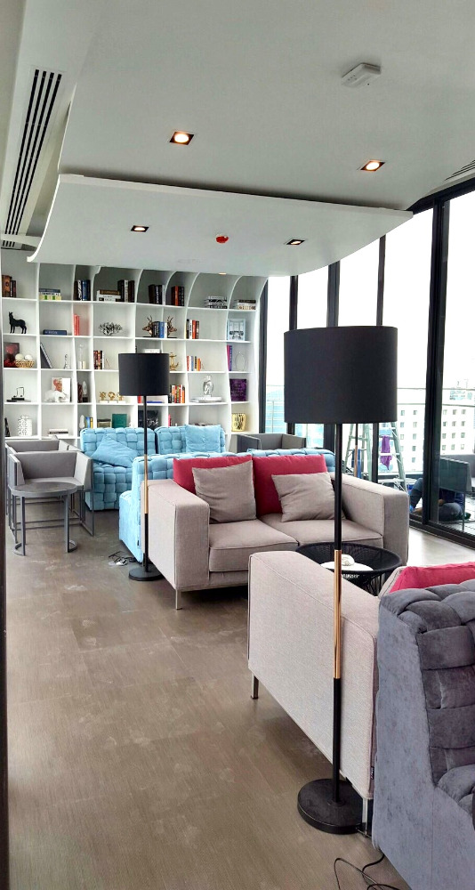 (owner post) Edge Sukhumvit 23 rent: 1bed 1bath 33.48sqm. 10 Fl. 25,000/mth. Am: 0656199198