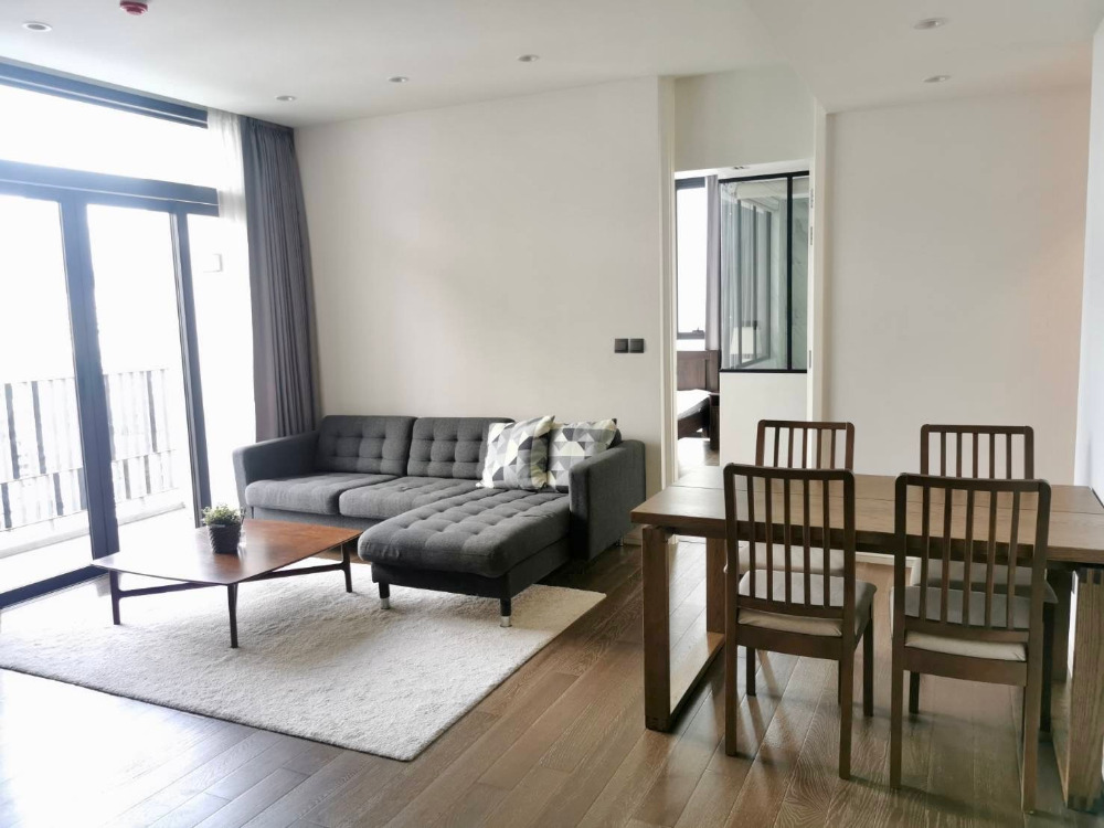 Muniq Sukhumvit 23: 2bed 2bath 86.74sqm. 60,000/mth. Am: 0656199198