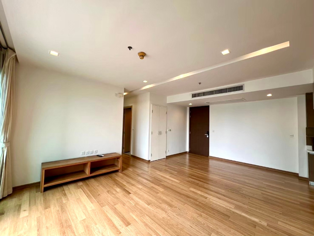 Siri@Sukhumvit 3bed 3bath 113.59sqm. 3XFl 23,500,000 Am: 0656199198