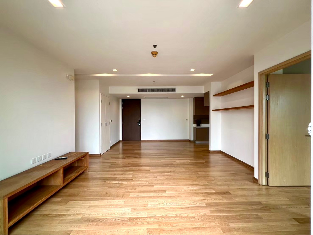 Siri@Sukhumvit 3bed 3bath 113.59sqm. 3XFl 23,500,000 Am: 0656199198