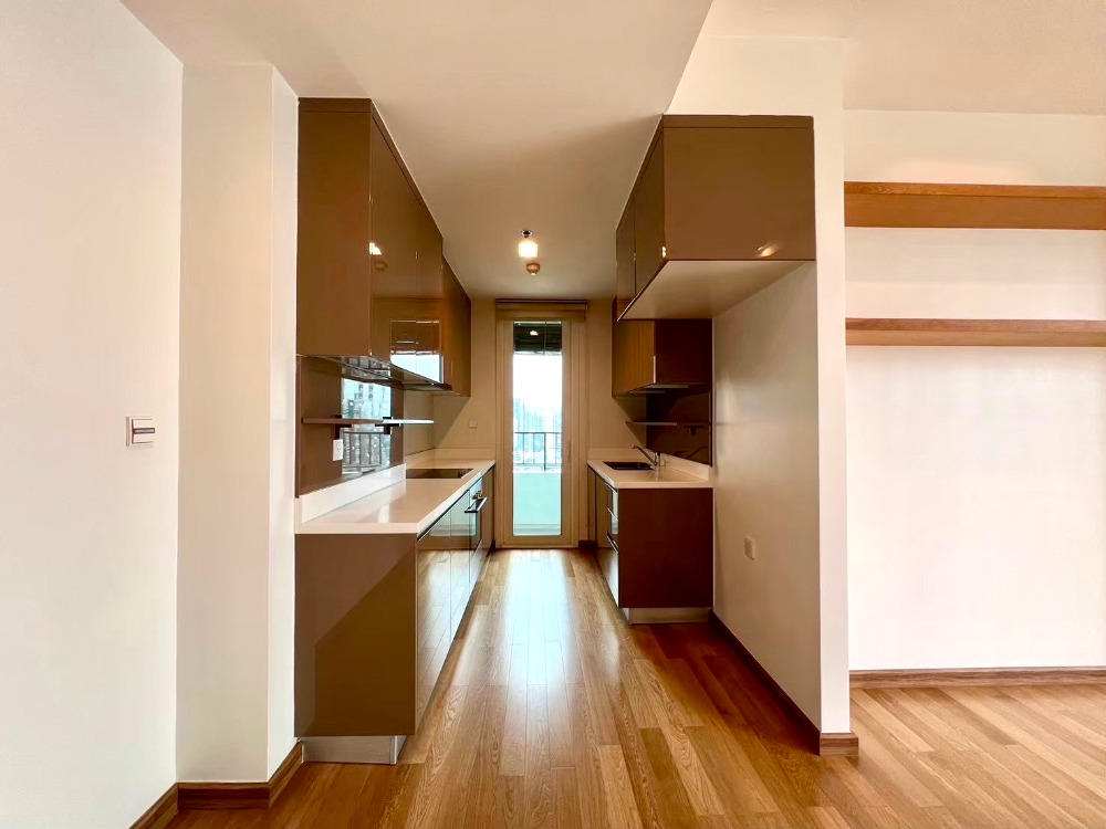 Siri@Sukhumvit 3bed 3bath 113.59sqm. 3XFl 23,500,000 Am: 0656199198