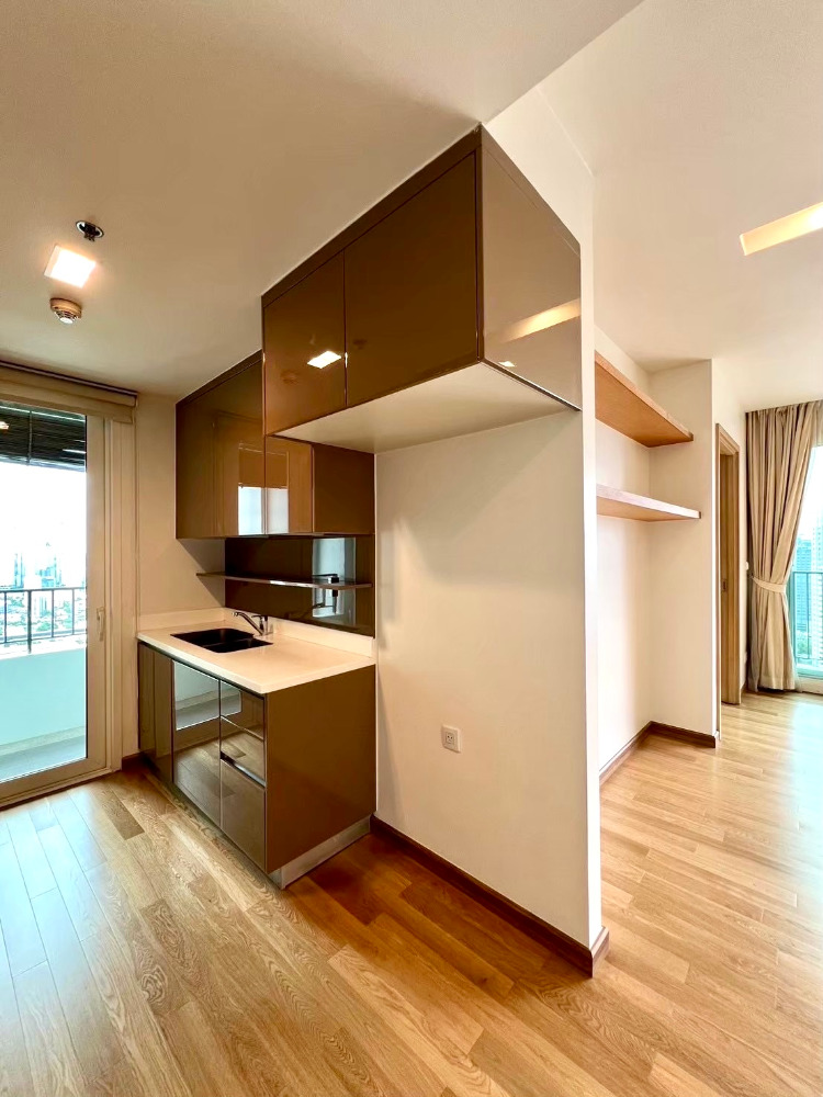 Siri@Sukhumvit 3bed 3bath 113.59sqm. 3XFl 23,500,000 Am: 0656199198