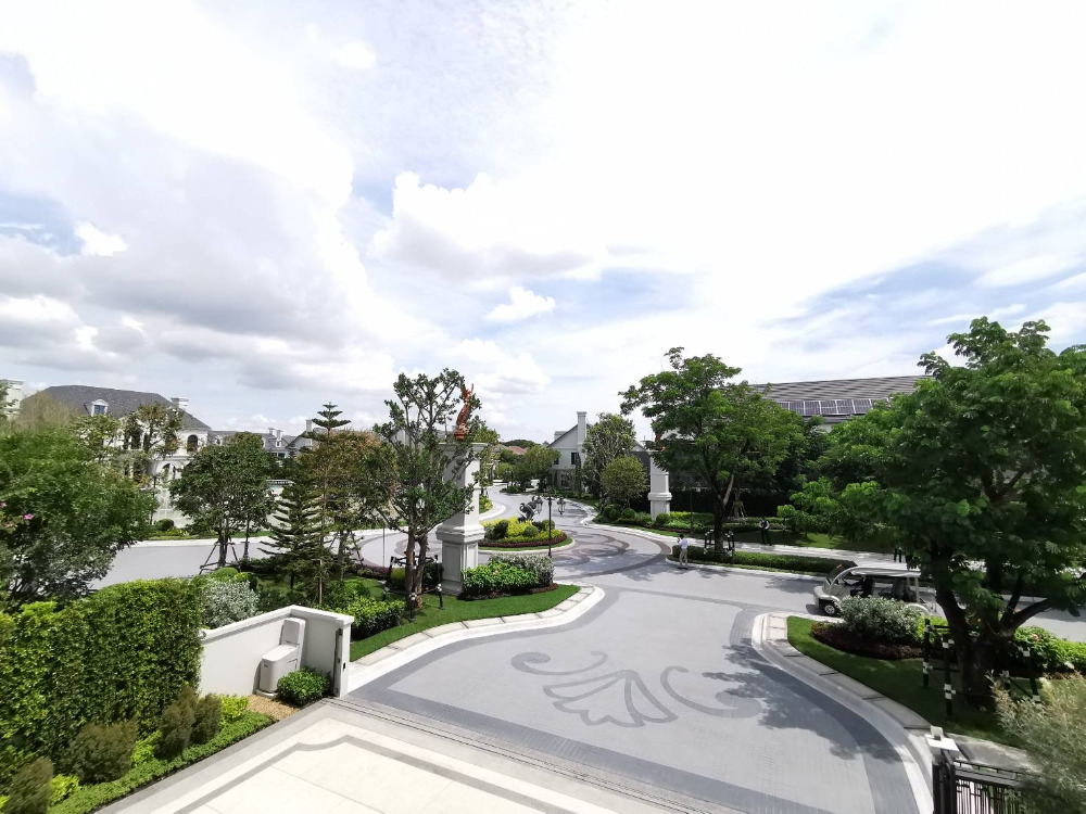 Narinsiri Rama 9 Krungthep Kreetha size L: 135sqwah 530 sqm. 5bed 6bath 78,000,000 Am: 0656199198