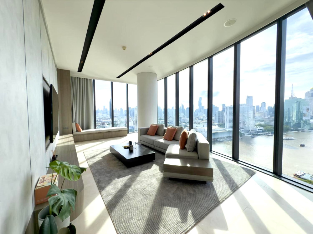 Banyan Tree Residences: 2bed 3bath + maidroom 178.64sqm. 200,000/mth. Am: 0656199198