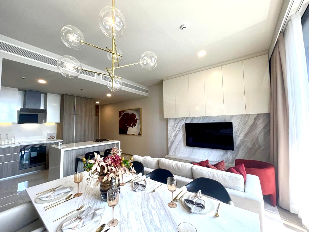 Celes Asoke: 2bed 2bath 86sqm. 2X Fl. 120,000/mth. Am: 0656199198