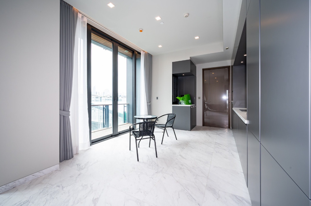 The Monument Thonglor: 2bed 3bath 126 sqm. 110,000/mth. Am: 0656199198