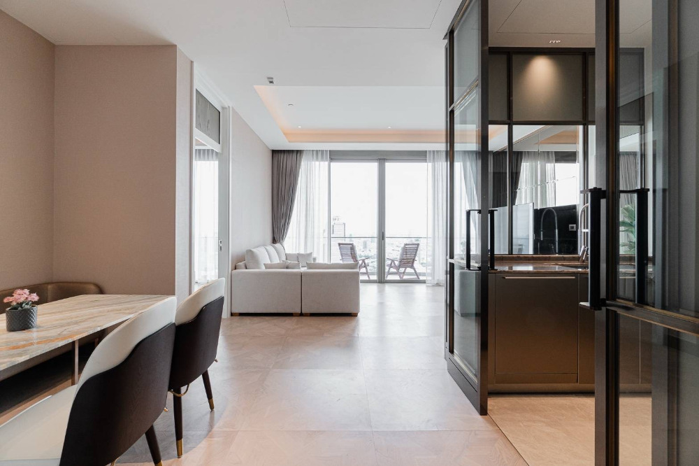 The Resiedence at Mandarin Oriental Bangkok: 2bed 2bath 128sqm. 230,000/mth. Am: 0656199198