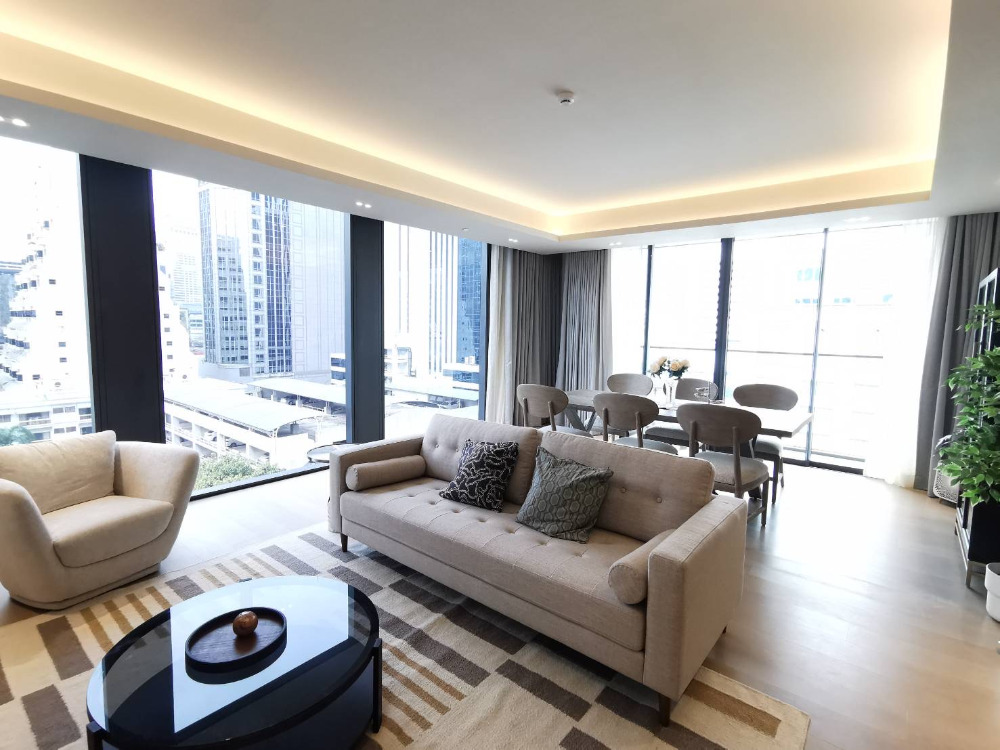 Tonson One Residence: 2bed 2bath 108sqm. 160,000/mth Am: 0656199198