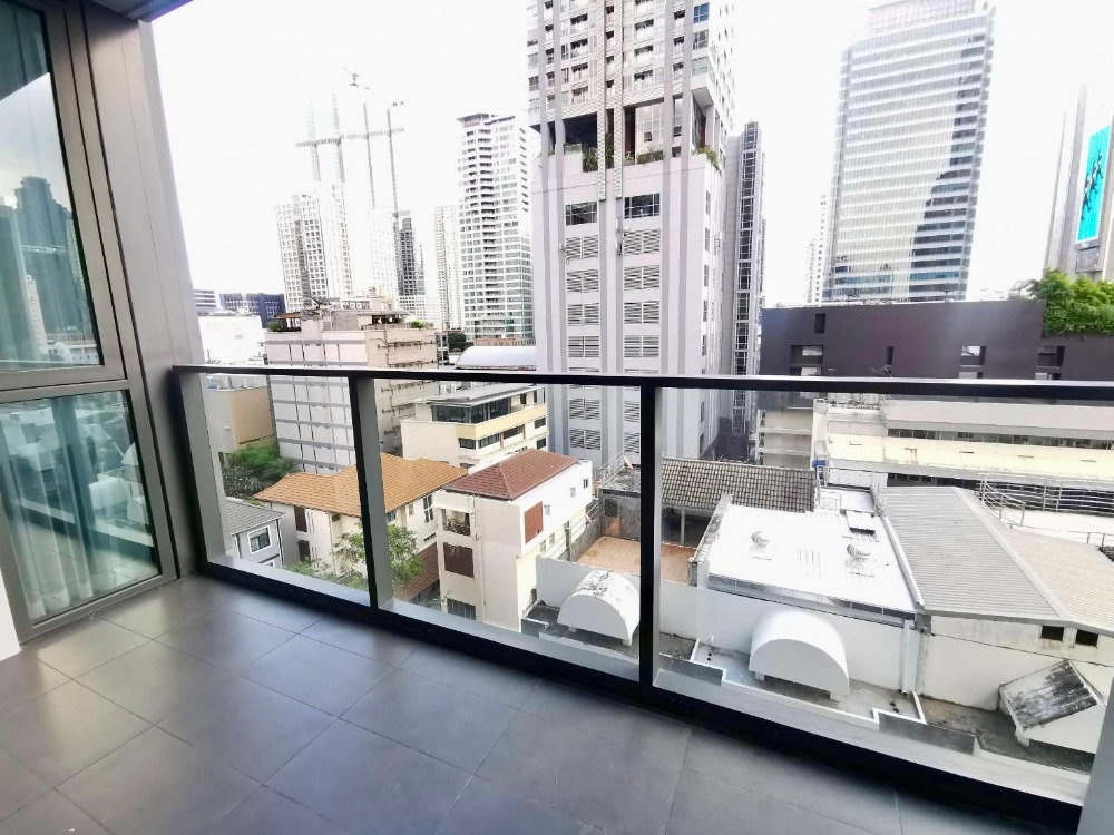 Tait 12: 1bed 1bath 68sqm. 70,000/mth. Am: 0656199198