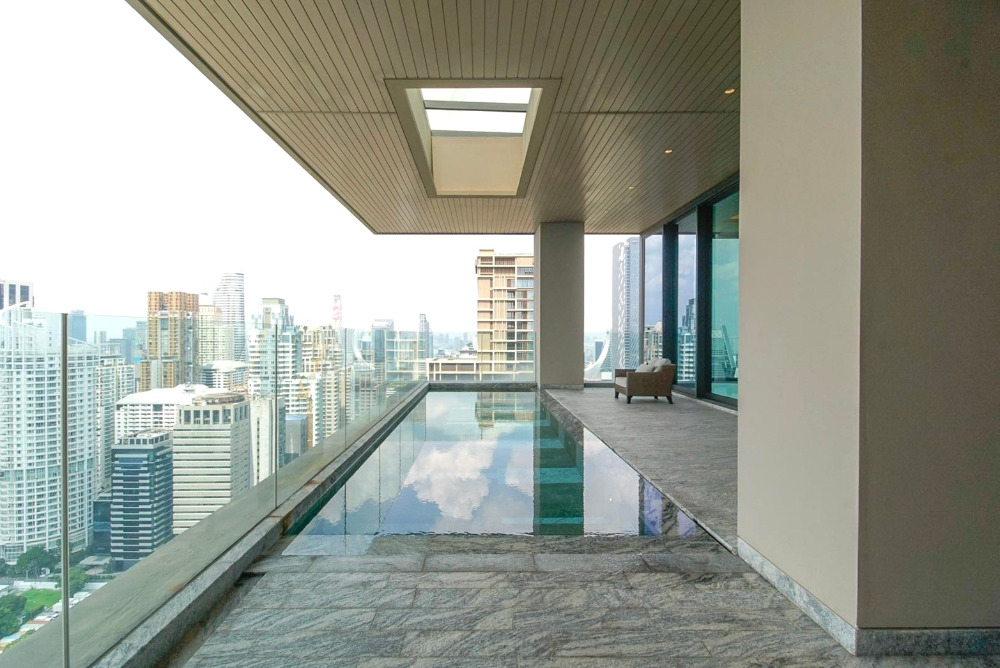 Sindhorn Kempinski Penthouse: 614sqm. 4bed with private pool 470,000,000 Am: 0656199198