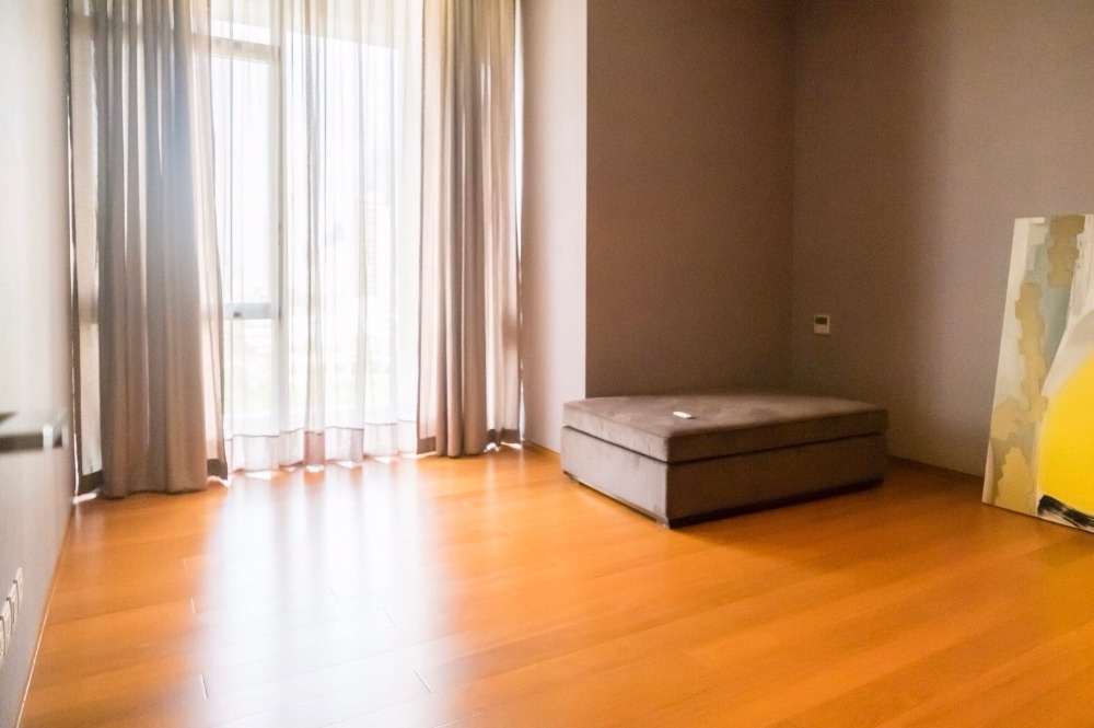 Sukhothai Residences: Duplex 2bed 2bath 138.63sqm 120,000/mth. Am: 0656199198