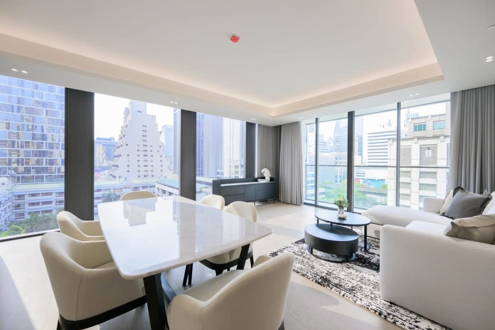 Tonson One Residence: 2bed 2bath 118.44sqm 170,000/mth. Am: 0656199198