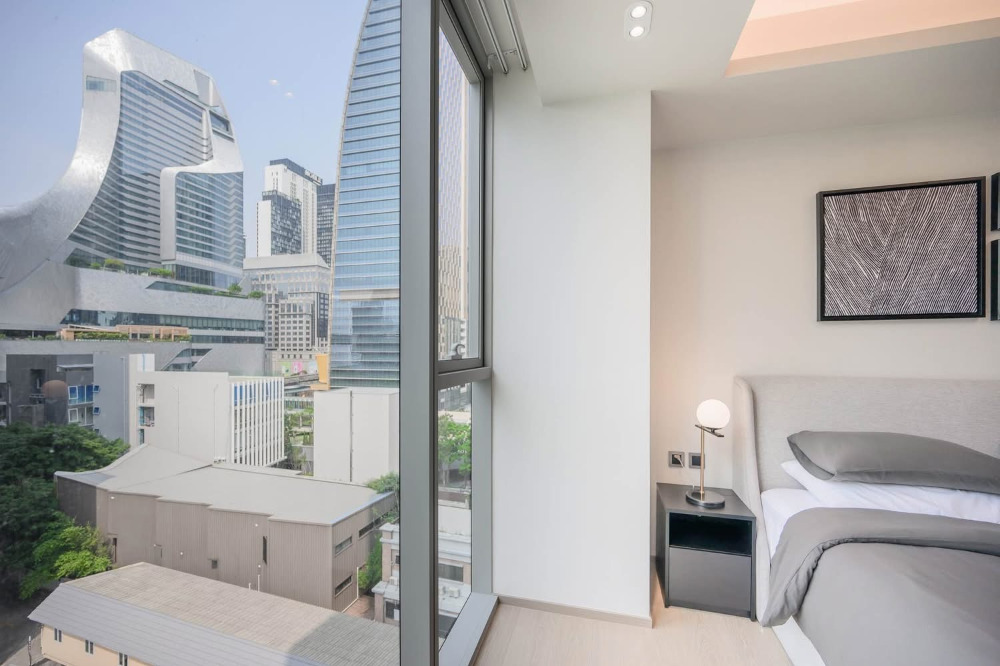 Tonson One Residence: 2bed 2bath 118.44sqm 170,000/mth. Am: 0656199198