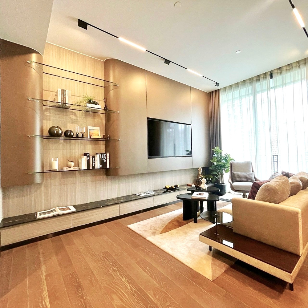 Muniq Langsuan: 86.01 sqm. 2bed 2bath 150,000/mth. Am: 0656199198