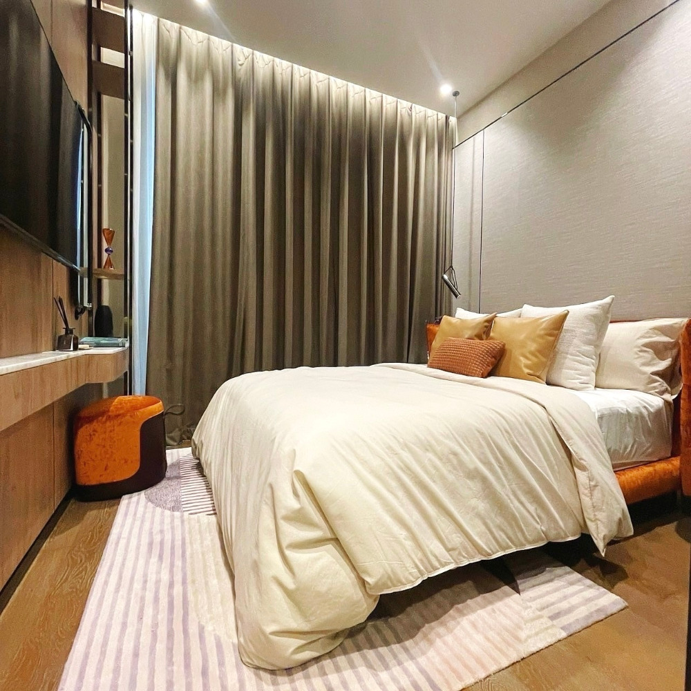 Muniq Langsuan: 86.01 sqm. 2bed 2bath 150,000/mth. Am: 0656199198