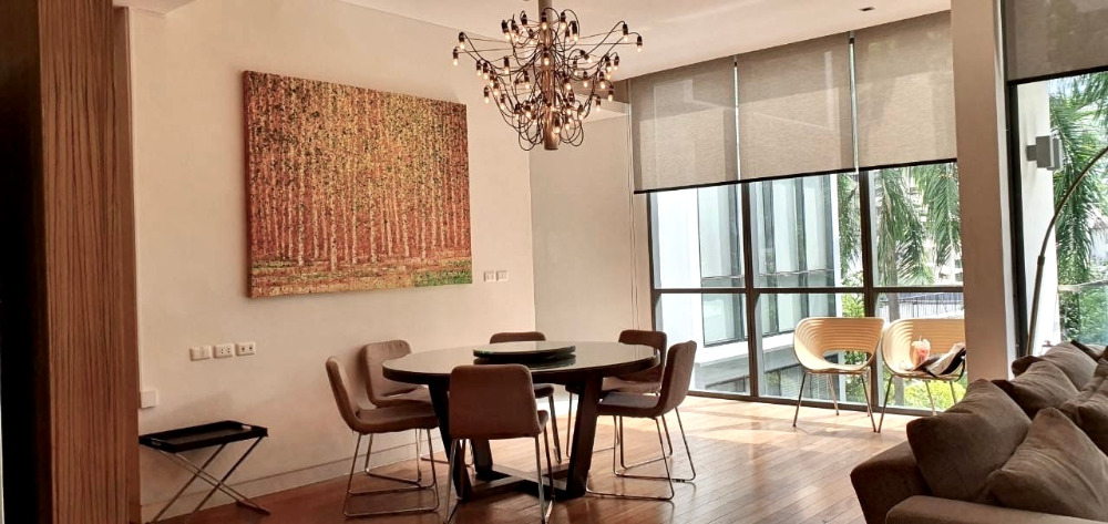 Domus Sukhumvit 16: 2+1bed 3bath 167sqm. 110,000/mth. Am: 0656199198