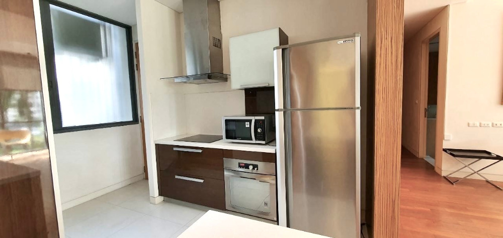 Domus Sukhumvit 16: 2+1bed 3bath 167sqm. 110,000/mth. Am: 0656199198