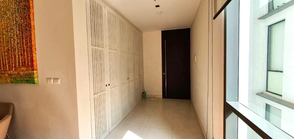 Domus Sukhumvit 16: 2+1bed 3bath 167sqm. 110,000/mth. Am: 0656199198