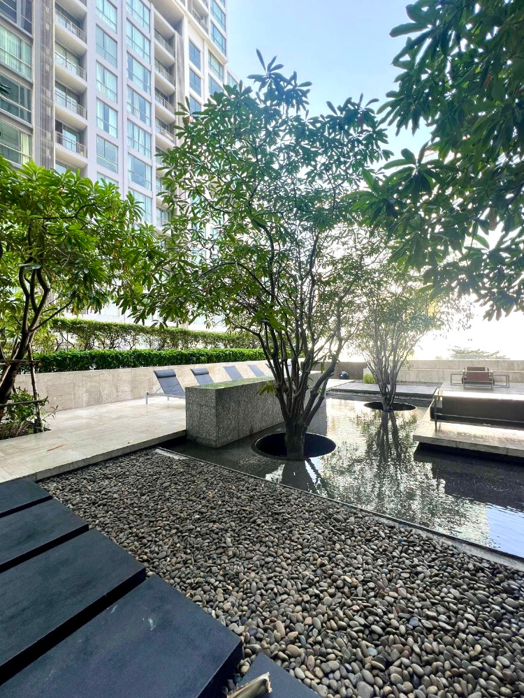 Quattro Thonglor soi 4: 3bed 3bath 116.15sqm 29,800,000 Am: 0656199198