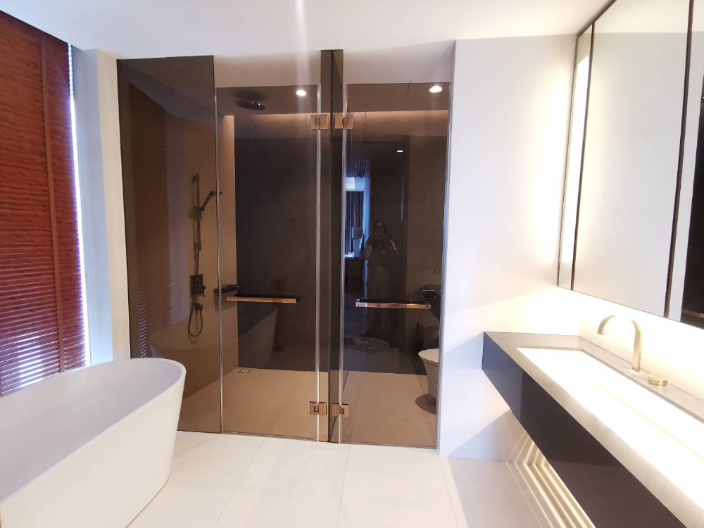 The Estelle Sukhumvit 26: 2bed 2bath 133sqm. 160,000/mth Am: 0656199198