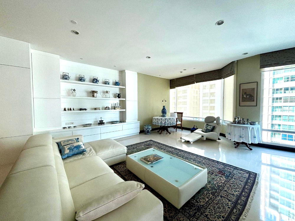 The Park Chidlom: 4bed 5bath + maid 286.64sqm. 78,000,000 Am: 0656199198