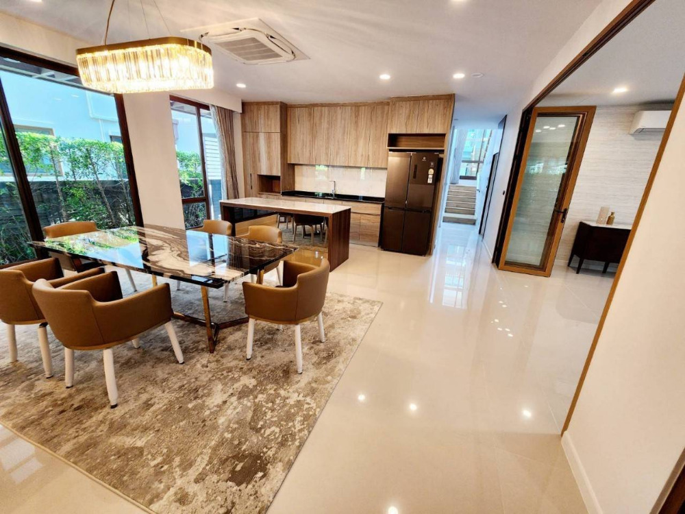 Burasiri Krungthrp Kreetha: 77.5sqwah 330sqm. 4bed 5bath 39,500,000 Am: 0656199198