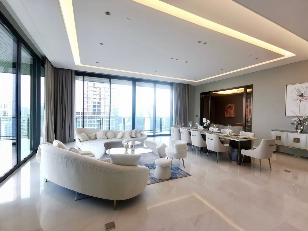 Sindhorn Kempinski Penthouse 4bed: 337sqm. 4bed 3bath 159,000,000 Am: 0656199198