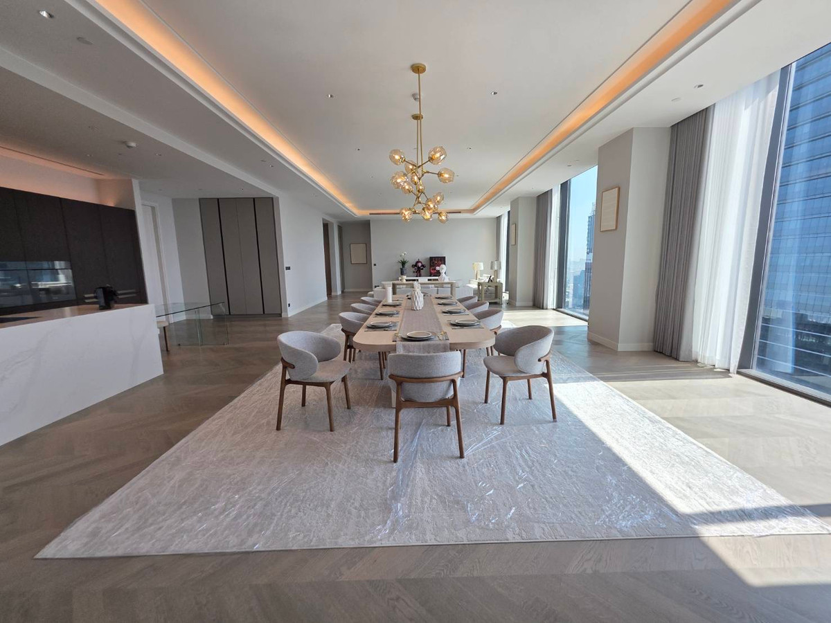 One89 Wireless Penthouse: 371.57sqm. 3bed 3bath Sell 259,000,000 Rent 1,400,000/mth Am: 0656199198